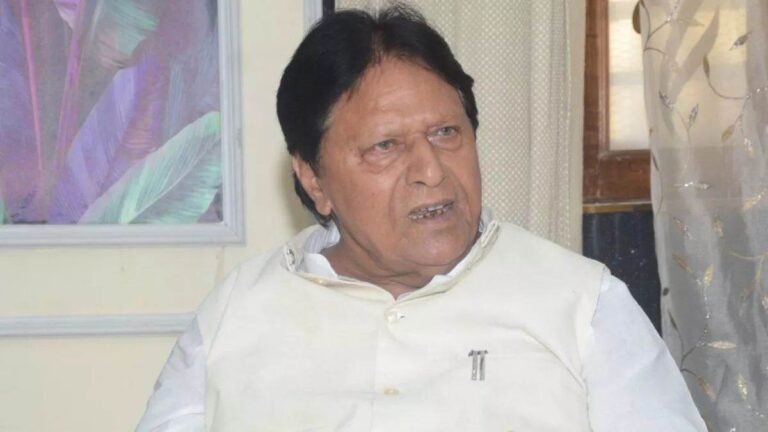 सपा के राज्यसभा सांसद रामजीलाल सुमन