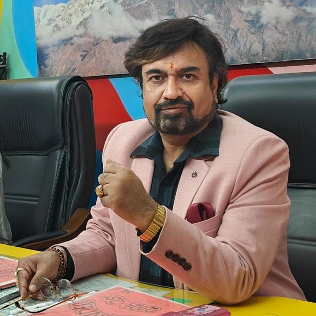 अमरीश अग्रवाल ( शिक्षाविद, मोटिवेशनल स्पीकर)