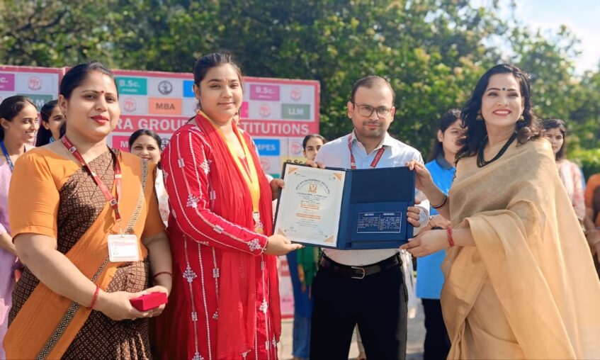 रुद्रा इंस्टीट्यूट में मेधावी छात्रों को किया गया सम्मानित: रुद्रा इंस्टीट्यूट ने बढ़ाया गौरव