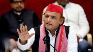 अखिलेश यादव