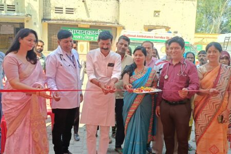 हस्तिनापुर में मानसिक स्वास्थ्य जागरूकता कैंप आयोजित, सैकड़ों लोगों ने लिया लाभ