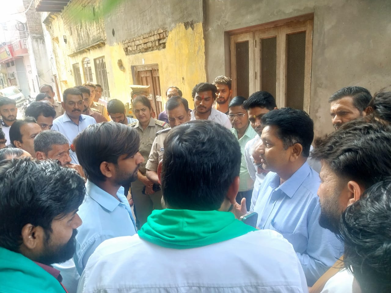 हरिद्वार से दिल्ली तक किसानों की पदयात्रा गाजियाबाद बॉर्डर पर रोकी गई