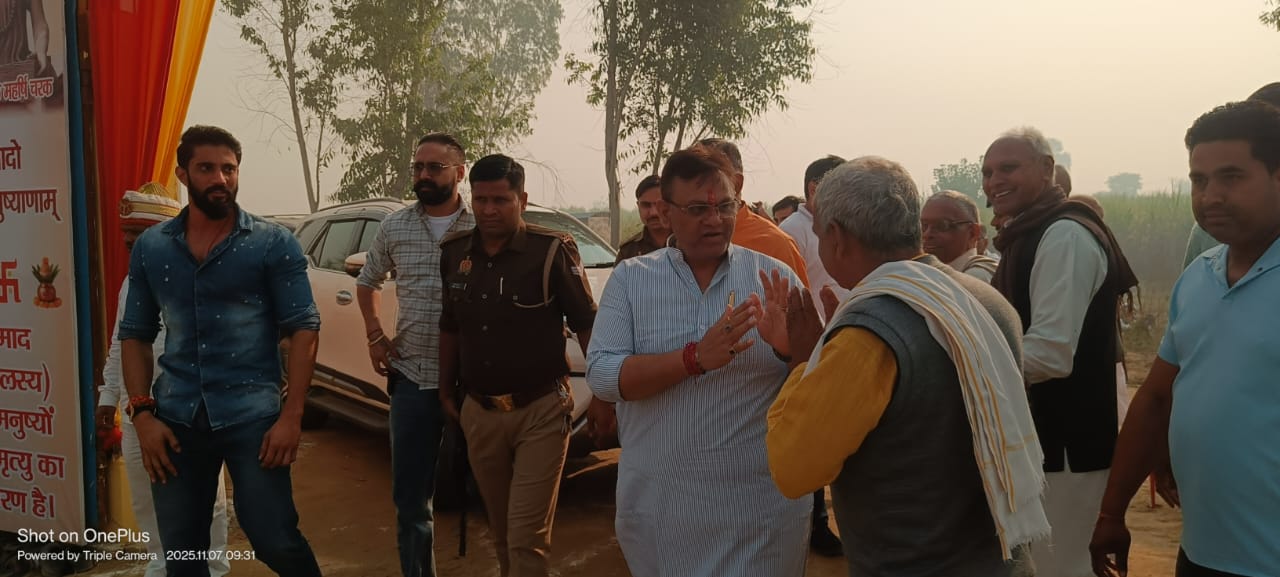 हस्तिनापुर में 151 कुंडीय महायज्ञ एवं श्रीकृष्ण कथा का भव्य शुभारंभ – जल शक्ति मंत्री दिनेश खटीक ने की शिरकत