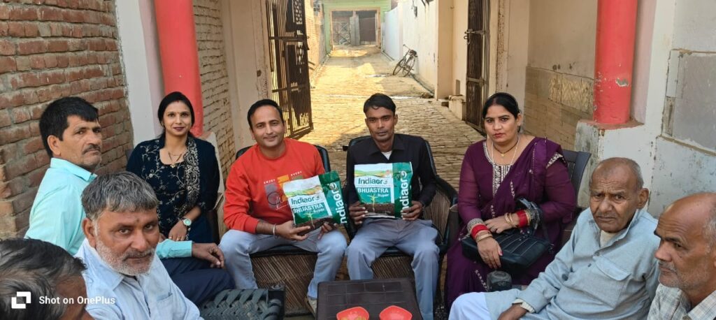 मोहम्मदपुर सक्सित गांव में किसानों की दवाइयों का हेल्थ कैंप आयोजित, विशेषज्ञों ने दी जागरूकता