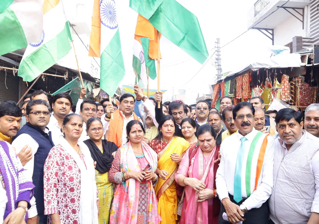 “एकता ही भारत की सबसे बड़ी शक्ति — कदम से कदम मिलाकर बढ़ी पदयात्रा ने यह संदेश फिर दोहराया।”