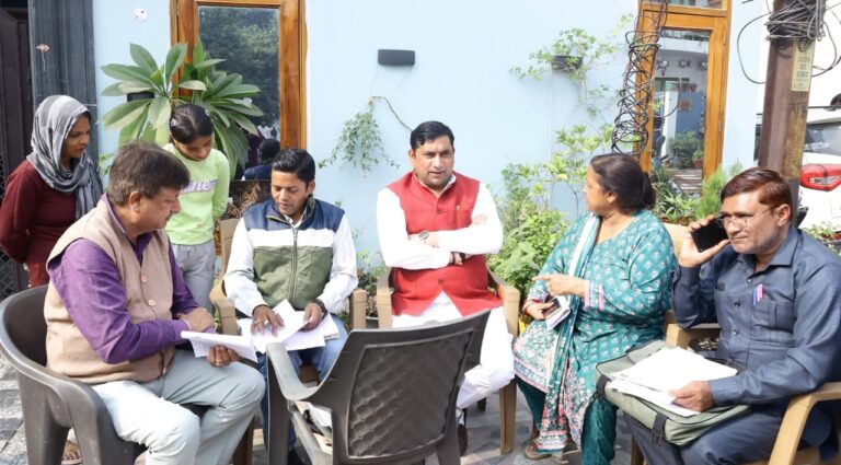 ऊर्जा राज्यमंत्री डॉ. सोमेंद्र तोमर ने भरा SIR फॉर्म