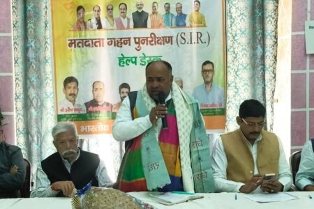 SIR अभियान मवाना: एंग्लो संस्कृत इंटर कॉलेज में भाजपा की अहम बैठक, जिला अध्यक्ष हरवीर पाल ने दिए निर्देश