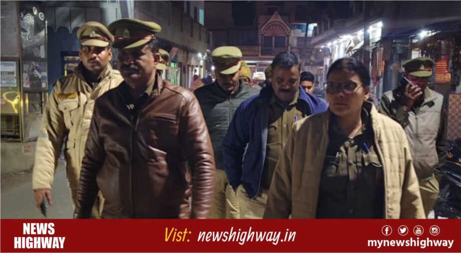 बहसूमा थाना क्षेत्र में पुलिस ने चलाया गश्त अभियान, सुरक्षा व्यवस्था का लिया जायज़ा