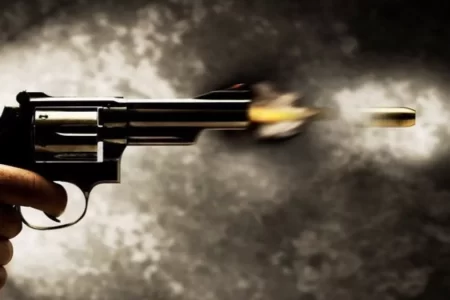 🚨 बहसूमा में युवक ने खुद को मारी गोली, पिता से विवाद के बाद उठाया खौफनाक कदम