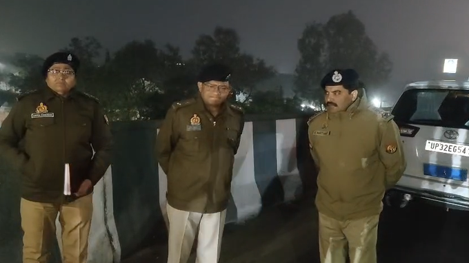 हापुड़ में 64 लाख की लूट | दिल्ली–लखनऊ हाईवे पर दिनदहाड़े वारदात