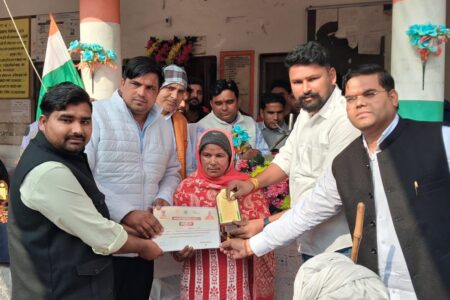 बहसूमा नगर पंचायत में हर्षोल्लास के साथ मनाया गया 77वां गणतंत्र दिवस, ध्वजारोहण के साथ हुआ भव्य आयोजन