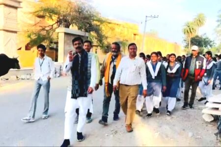 📰 मोदी–योगी सरकार के आशीर्वाद से शिक्षा का हब बना हस्तिनापुर, शिक्षाविद् सुनील पोसवाल की मुहिम लाई रंग