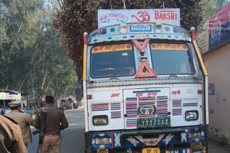 Mawana Accident News: रोडवेज बस को ओवरटेक करते समय गन्ना लदे ट्रक ने बुलेट सवार दो युवकों को रौंदा, मौके पर मौत