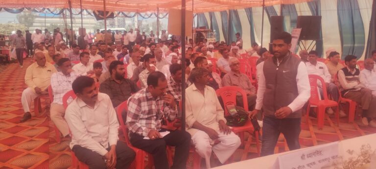 टिकौला शुगर मिल में किसान गोष्ठी