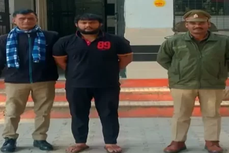 हस्तिनापुर में ‘ऑपरेशन शस्त्र’ के तहत शातिर अपराधी गिरफ्तार, अवैध तमंचा व कारतूस बरामद