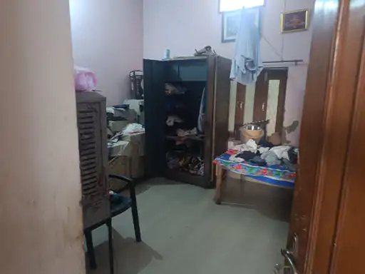 हस्तिनापुर में दिनदहाड़े बड़ी चोरी
