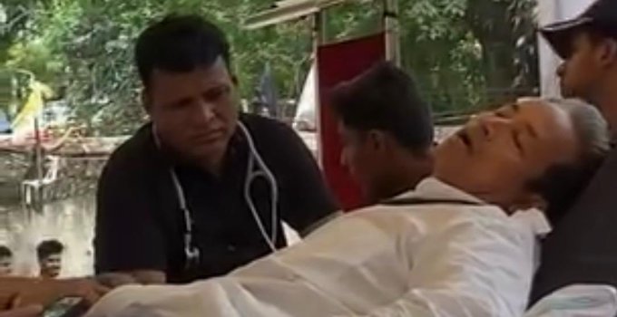 अखिलेश यादव ने सोनम वांगचुक से की फोन पर बात, अनशन खत्म करने की अपील; आंदोलन को बताया अपना समर्थन