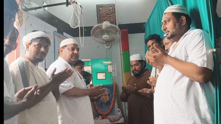सिवाल खास में डॉ. एपीजे अब्दुल कलाम की 11वीं पुण्यतिथि पर श्रद्धांजलि, भाजपा नेता अनवार कुरेशी बोले- देश हमेशा रहेगा ऋणी