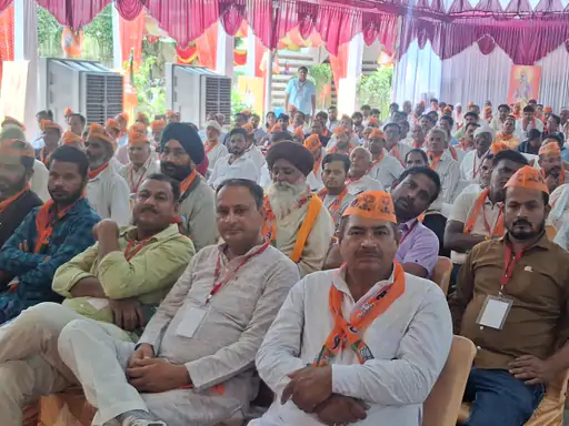 मवाना में भाजपा का बूथ अध्यक्ष सम्मेलन: कार्यकर्ताओं से अभी से चुनावी तैयारी में जुटने का आह्वान